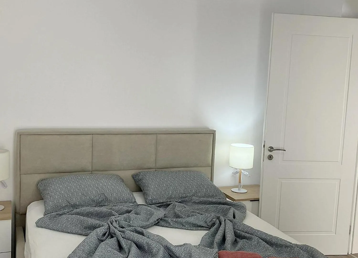 Apartment Oasis With Garage, Shkembi I Kavajes, 200 M From The Beach Durres